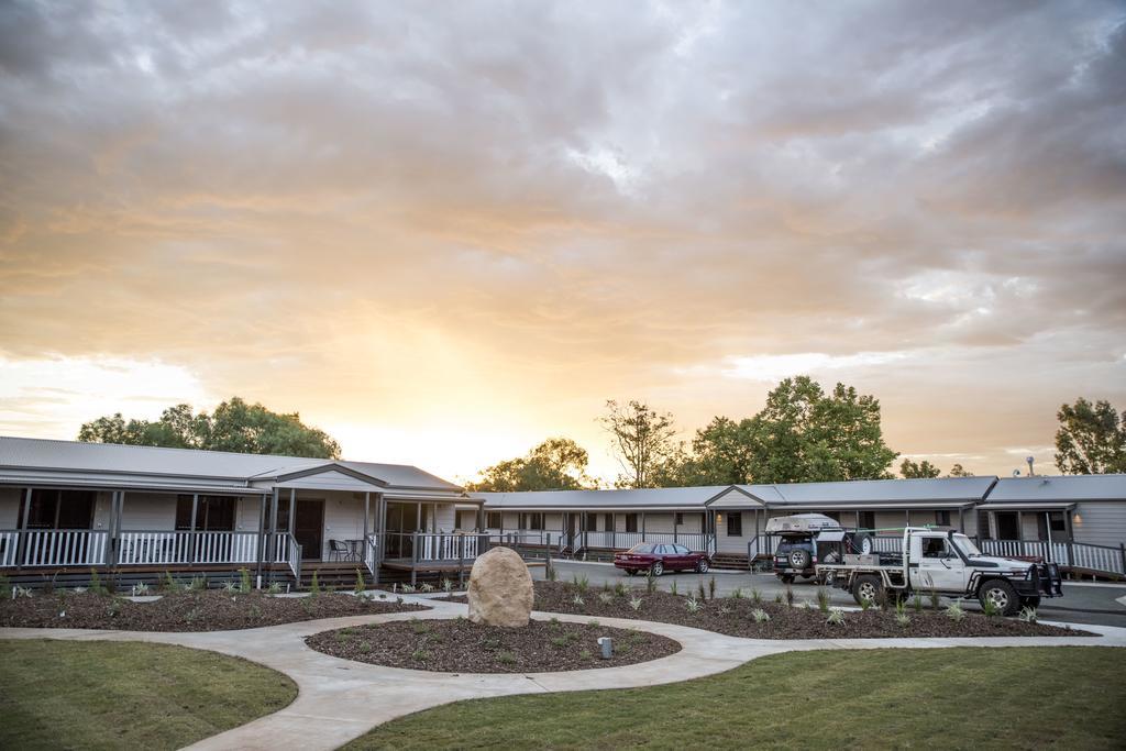 The Rocks Motel Σαρλβίλ Εξωτερικό φωτογραφία